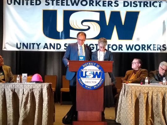 Dr. Anthony Fiorillo and Dr. Judy Albert, of PNHP Pittsburgh, address USW District 10 annual conference in Atlantic City.